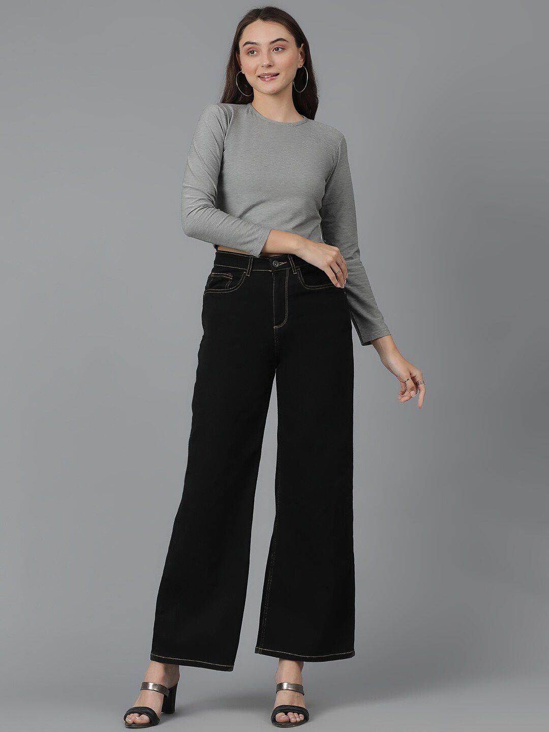 Kotty Round Neck Cotton Slim Fit T-shirt