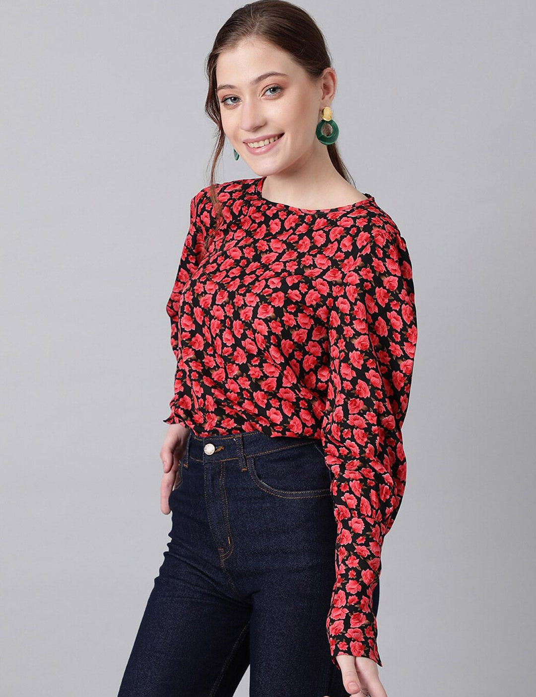 Kotty Black Floral Print Crepe Top