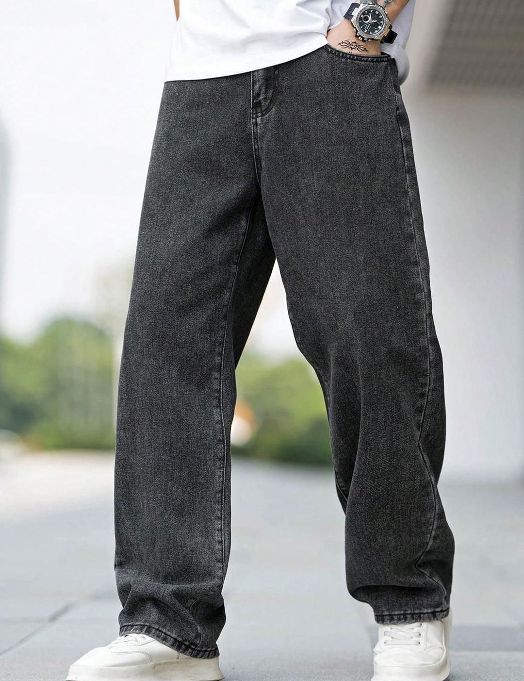 Kotty Men Men Straight Fit Mid-Rise Stretchable Jeans
