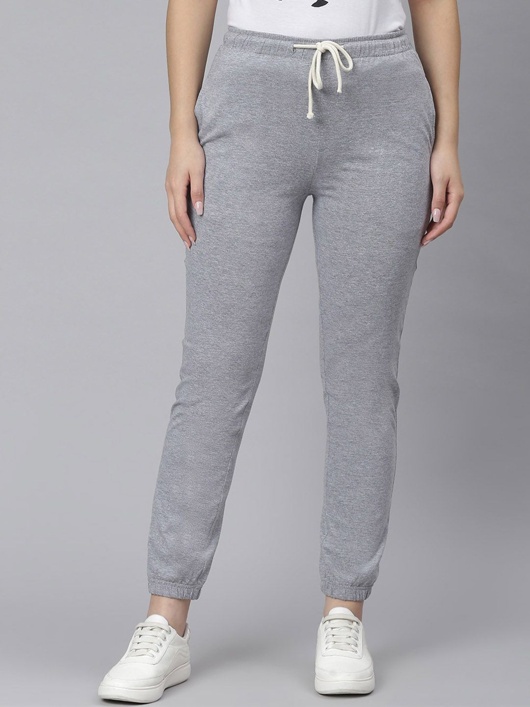 Kotty Women Grey Solid Straight-Fit Joggers