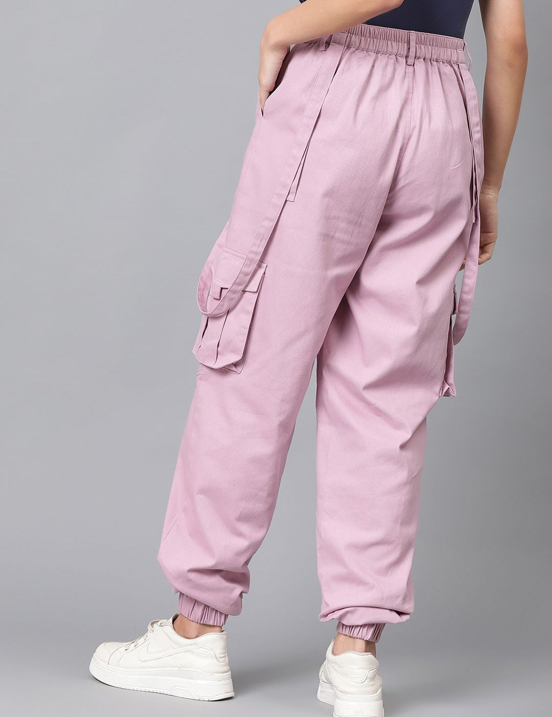 CURVE BY KOTTY Women Relaxed High-Rise Easy Wash Cargos Trouser