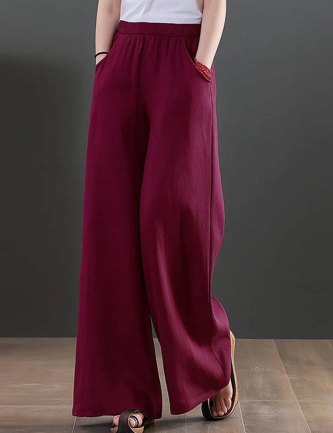 Kotty Women Solid Loose Fit High-Rise Trousers