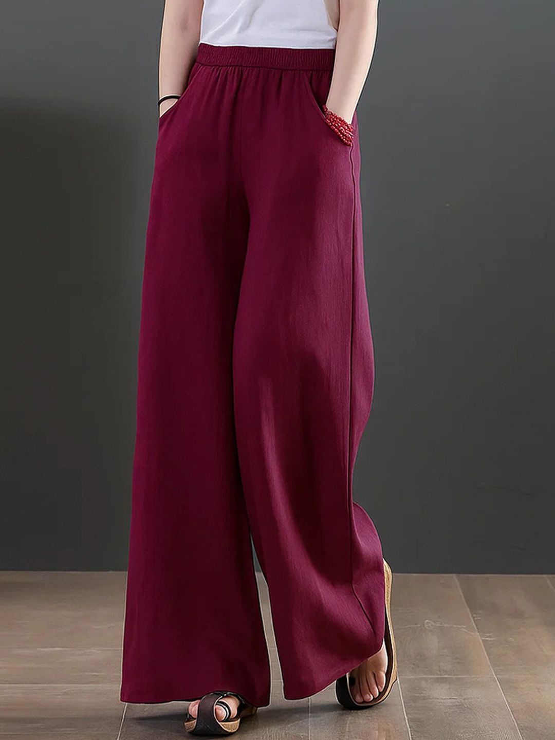 Kotty Women Solid Loose Fit High-Rise Trousers