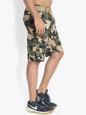 Kotty Men Olive Green Camouflage Printed Regular Fit Cargo Shorts