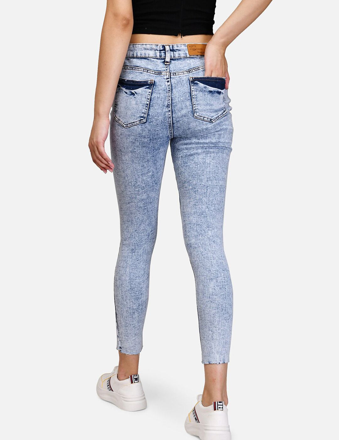Kotty Women Blue Skinny Fit High-Rise Clean Look Jeans