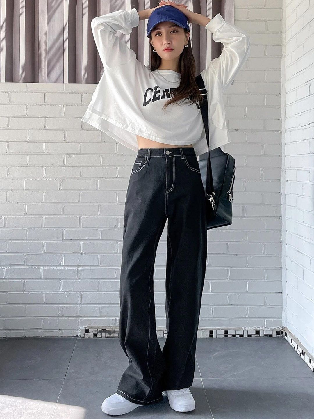 Kotty Women Wide Leg High-Rise Clean Look Stretchable Jeans