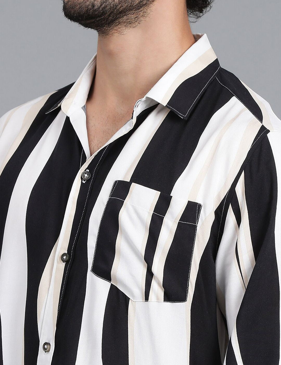 Kotty Men Spread Collar Striped Casual Shirt