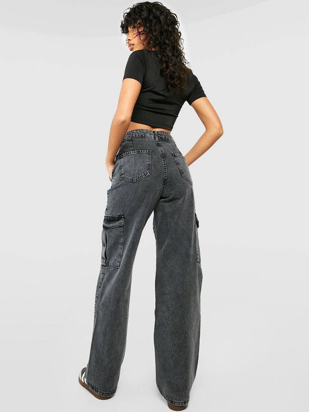 Kotty Women Grey Jean Straight Fit High-Rise Heavy Fade Stretchable Jeans