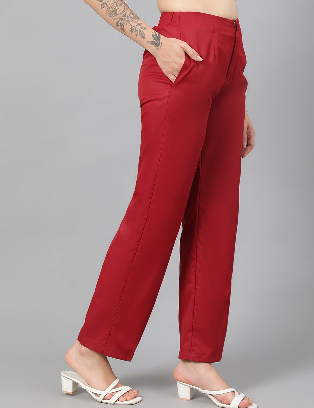 Kotty Women White Relaxed Straight Leg Fit High-Rise Easy Wash Pleated Parallel Trousers