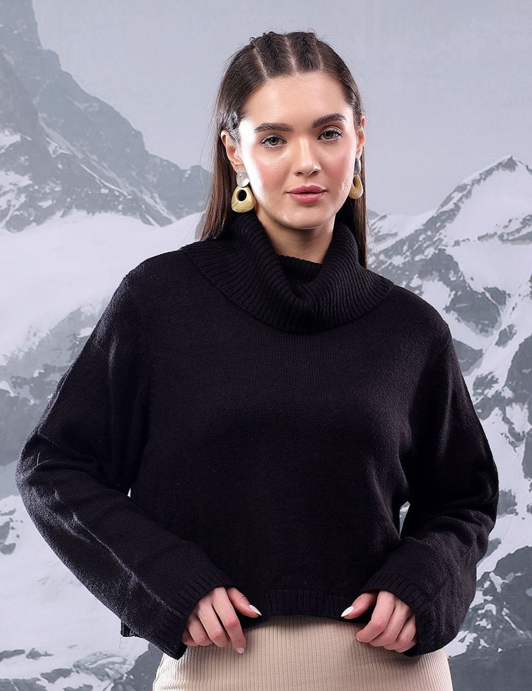 Kotty Women Ribbed High Neck Crop Pullover