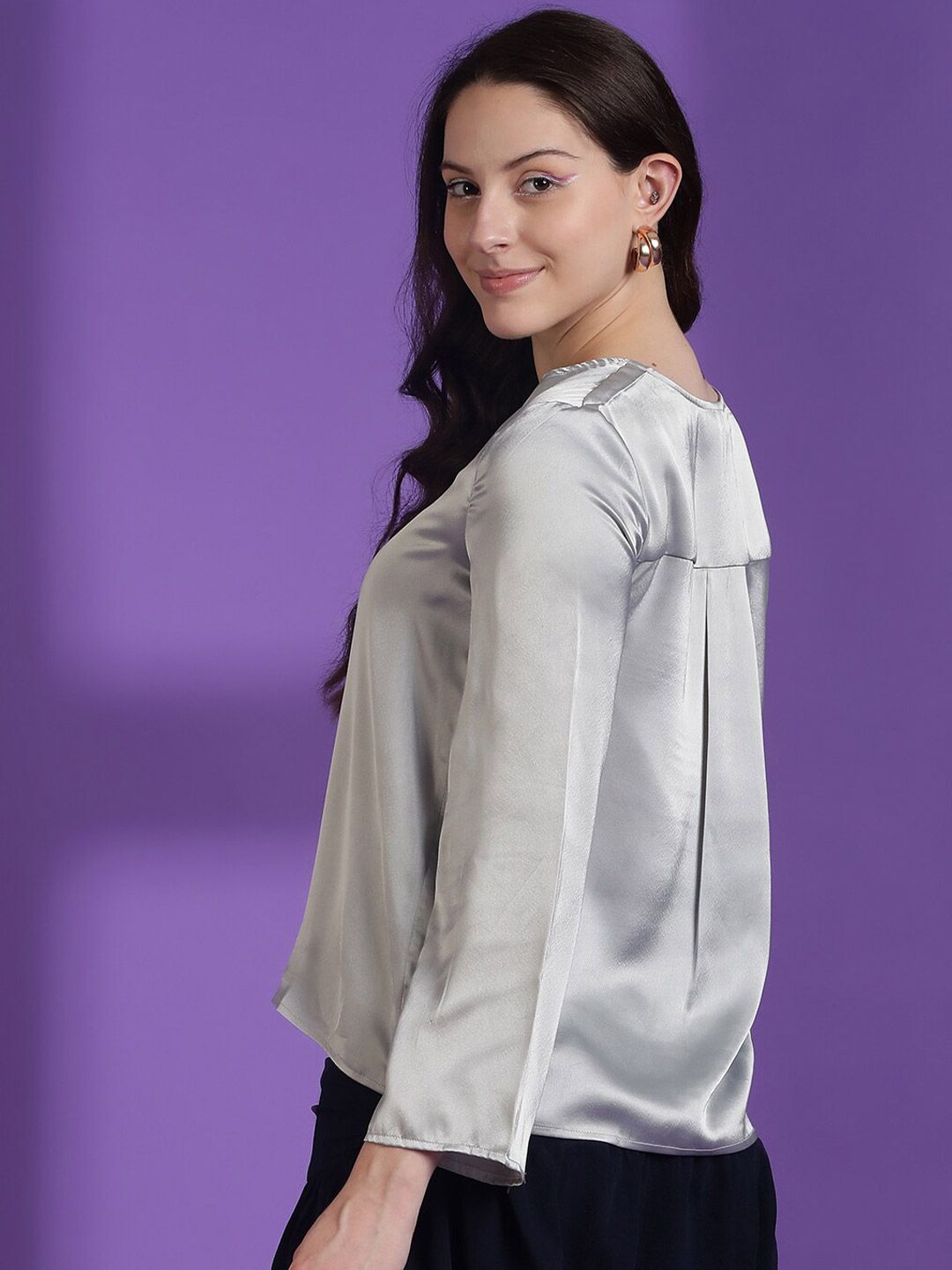 KOTTY BIZwear Round Neck Long Sleeves Satin Top