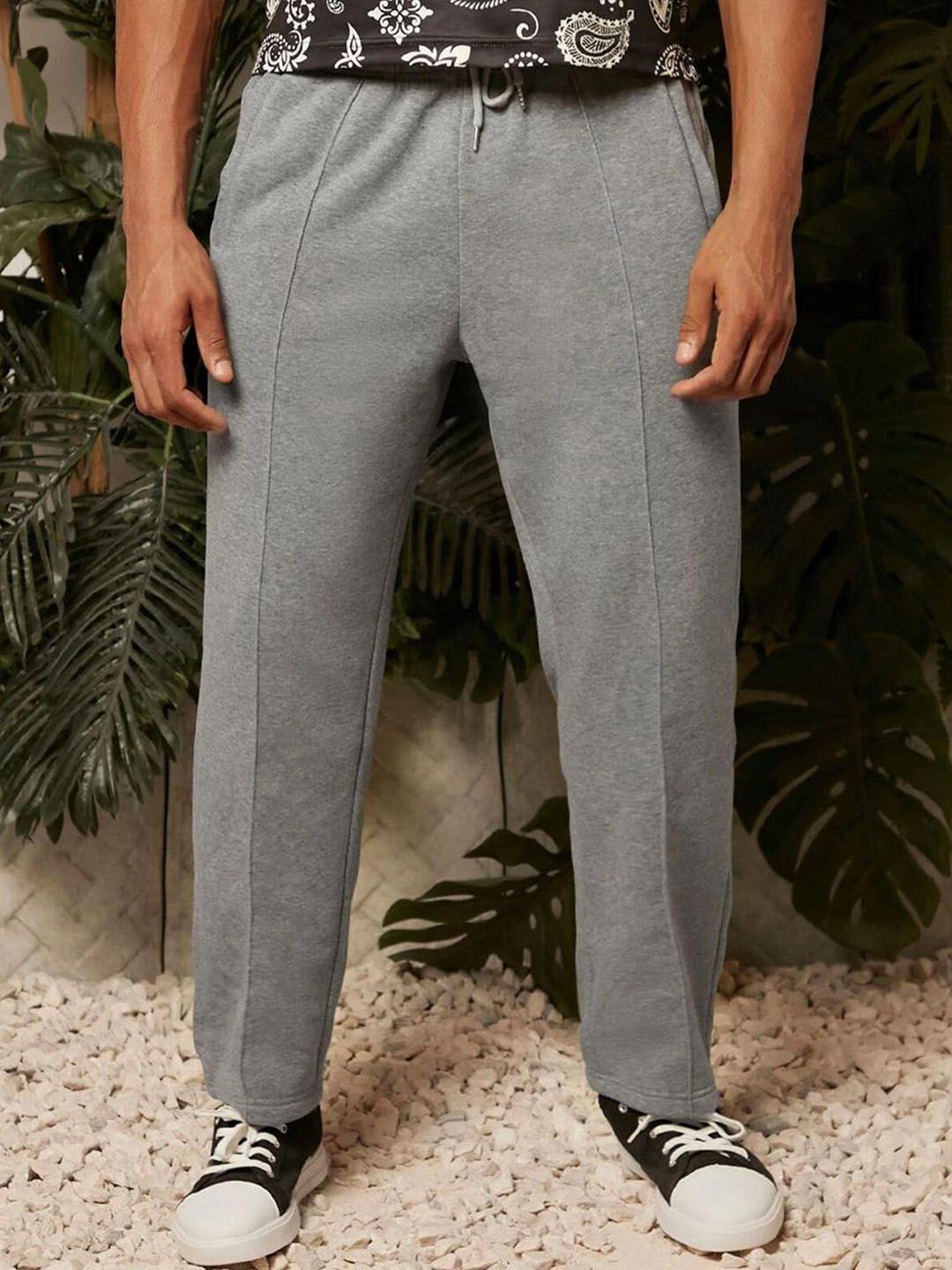 Kotty Men Grey Solid Mid-Rise Track Cotton Pants