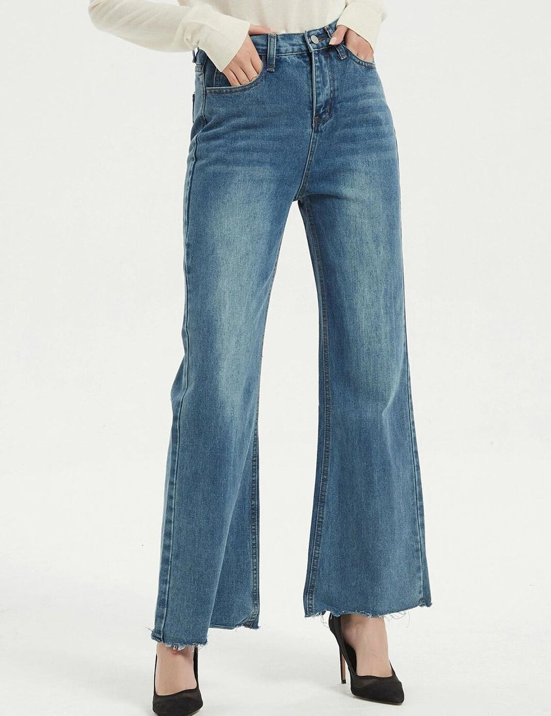 Kotty Women Blue Jean Flared High-Rise Low Distress Light Fade Stretchable Jeans