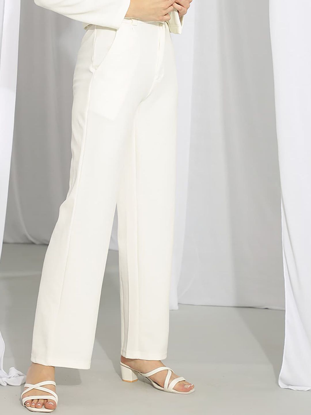 KOTTY Basics Women Relaxed Straight Leg Straight Fit High Rise Easy Wash Trousers