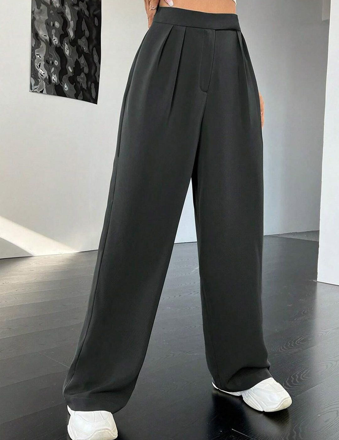 Kotty Women Grey Relaxed Straight Leg Straight Fit High-Rise Trousers