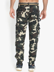 Kotty Men Cream-Coloured & Olive Green Regular Fit Camouflage Printed Cargos