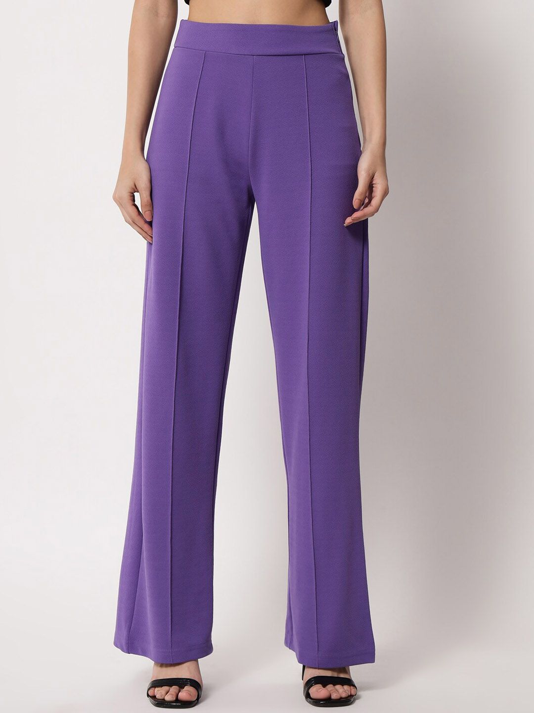 Kotty Women Relaxed Straight Leg Straight Fit High-Rise Easy Wash Trousers