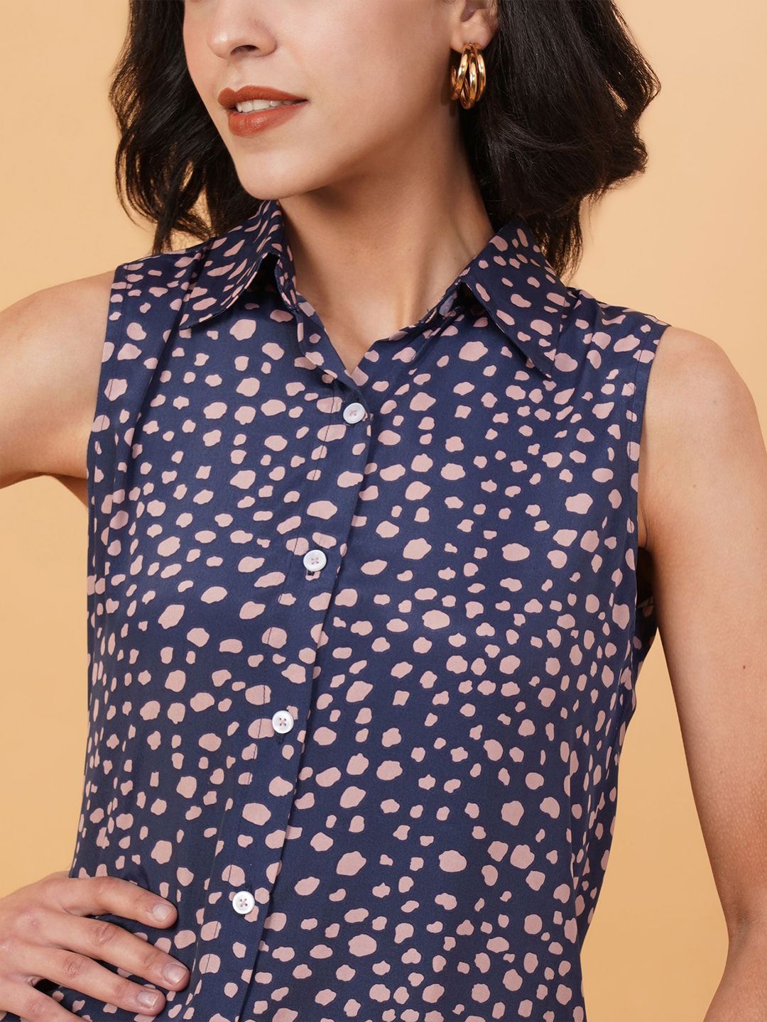 Kotty Blue Graphic Printed Casual Shirt