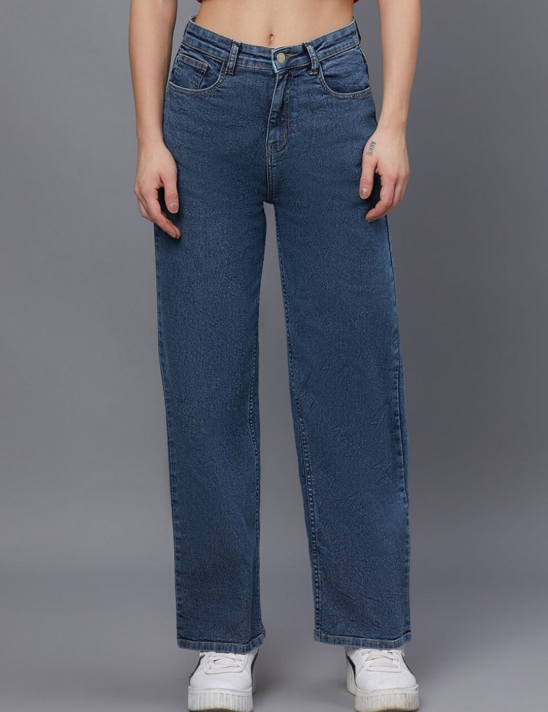 Kotty Women Blue Jean Straight Fit Light Fade Stretchable Jeans