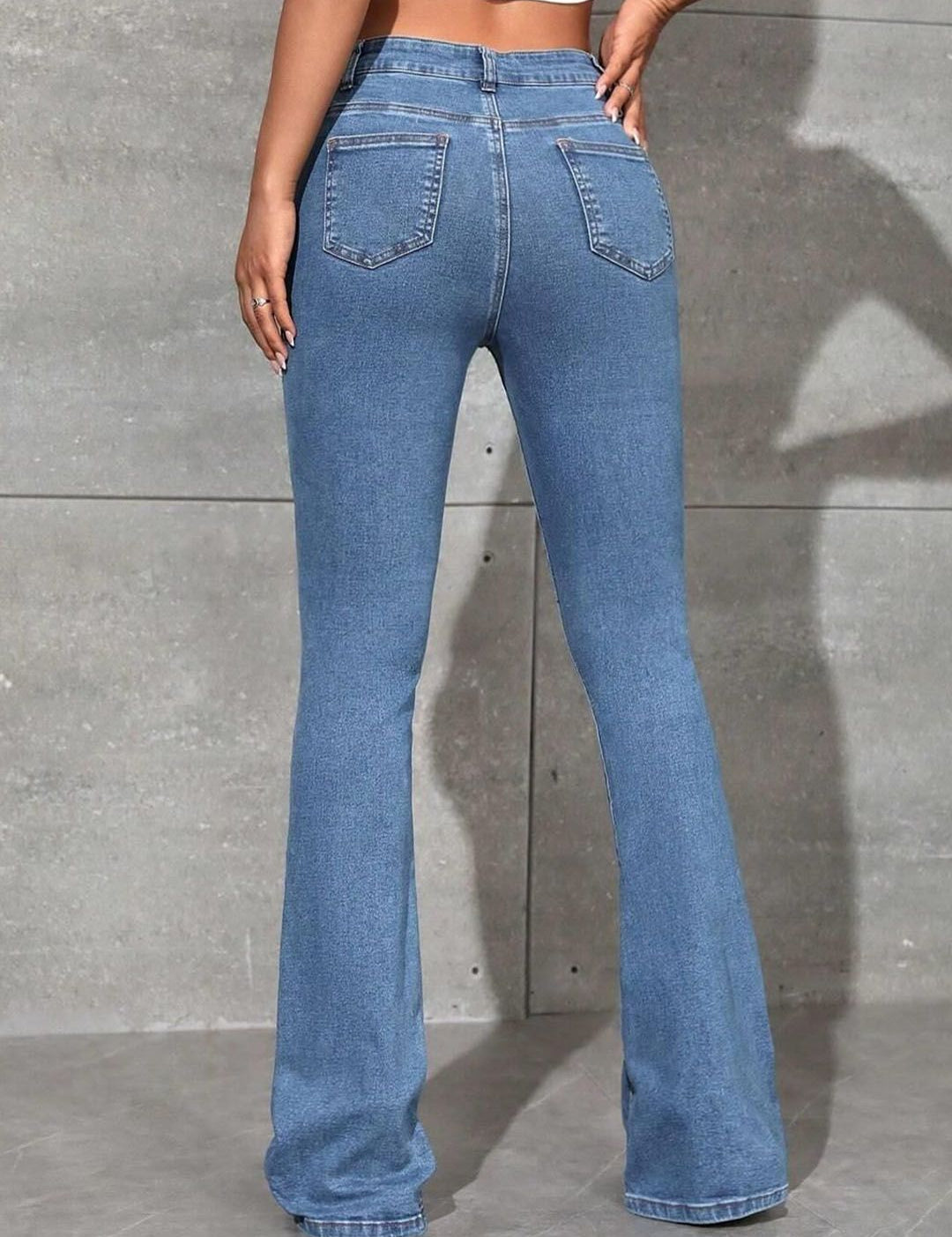 Kotty Women Bootcut High-Rise Clean Look Stretchable Jeans