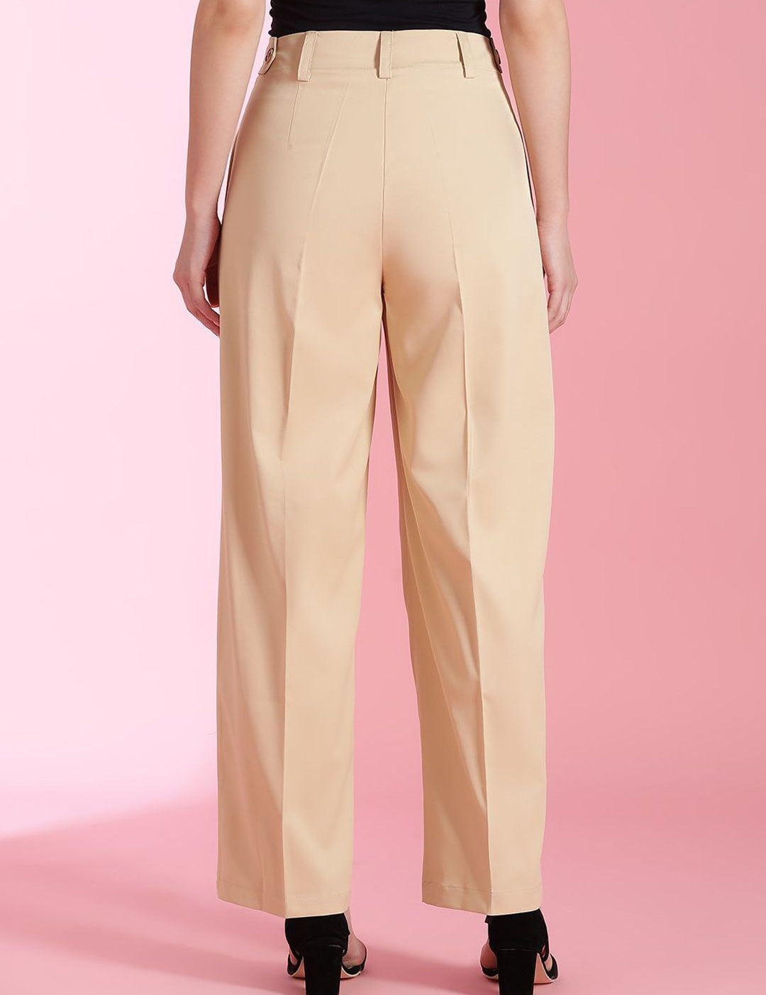 Kotty Women Solid Straight Fit Mid-Rise Pleated Parallel Trousers