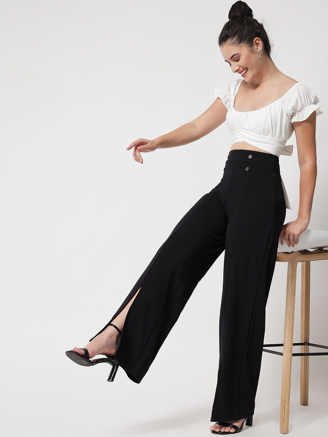 Kotty Women Black Relaxed Straight Fit High-Rise Easy Wash Trousers