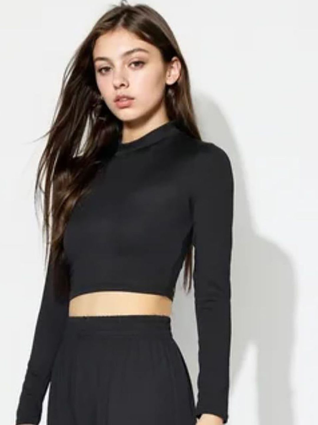 Kotty Black Round Neck Crop Top With Trouser