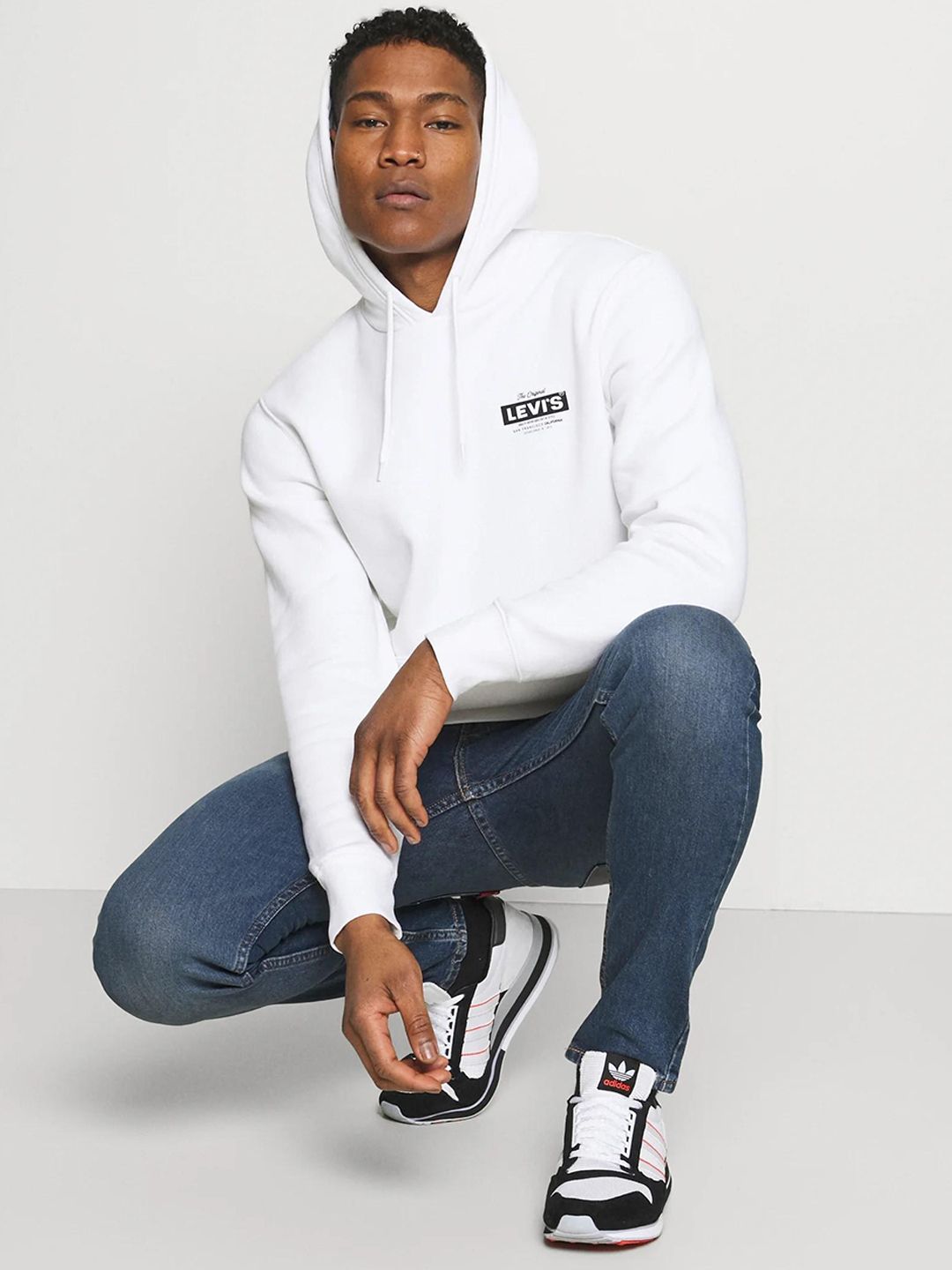 Kotty Men Jean Slim Fit Low-Rise Light Fade Stretchable Jeans