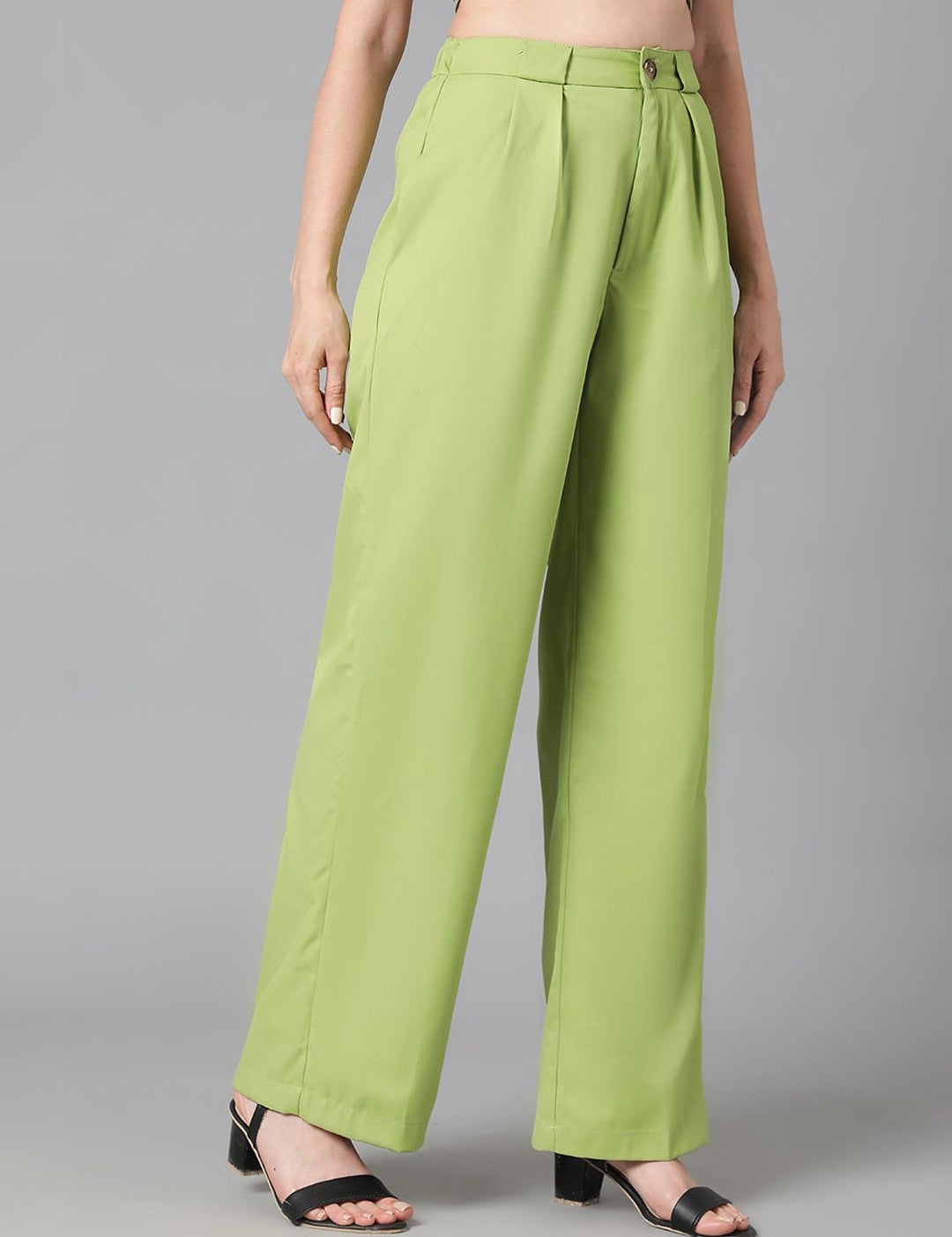Kotty Women Green Relaxed Straight Leg High-Rise Easy Wash Pleated Parallel Trousers