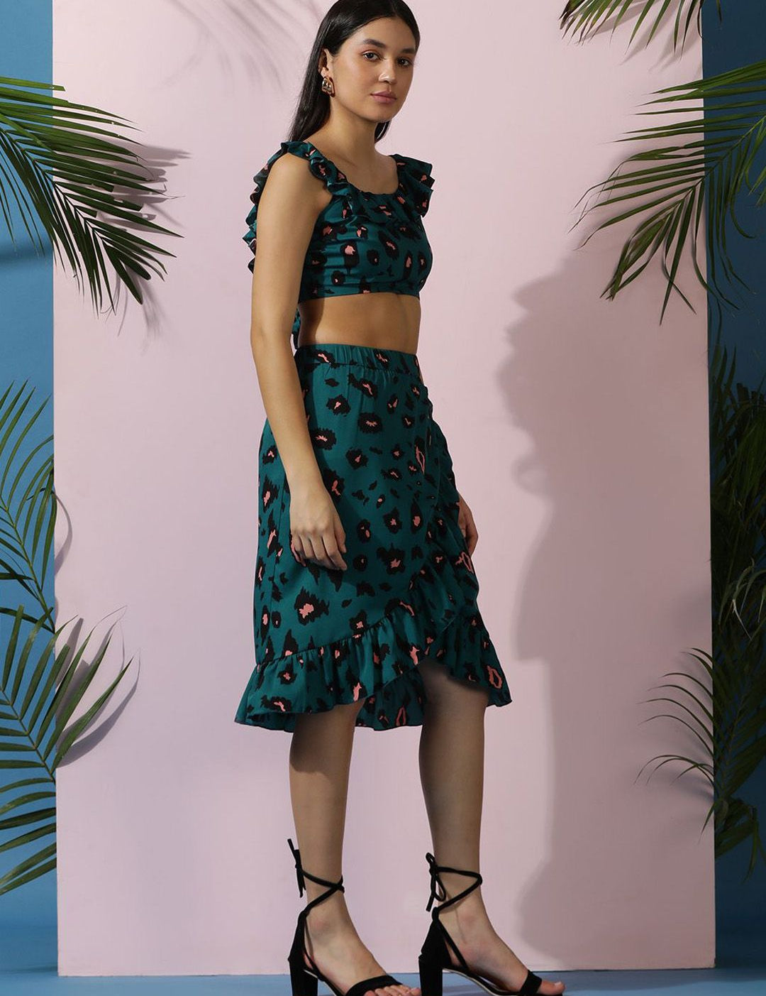 Kotty Green Floral Printed Sleeveless Top With Skirt