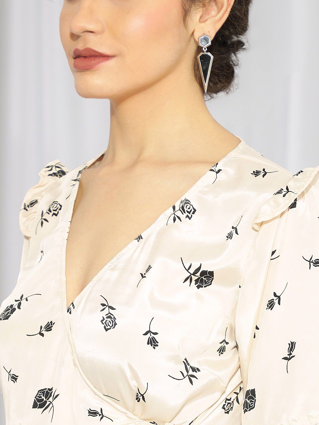 Kotty Cream & Black Floral Printed Wrap Midi Dress