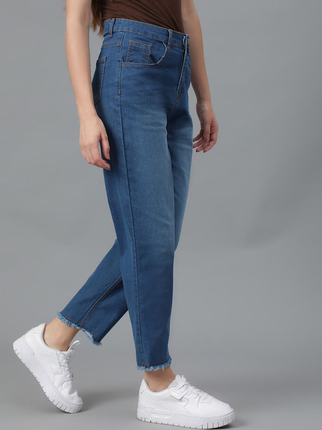 Kotty Women Jean Straight Fit High-Rise Light Fade Stretchable Jeans