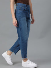 Kotty Women Jean Straight Fit High-Rise Light Fade Stretchable Jeans