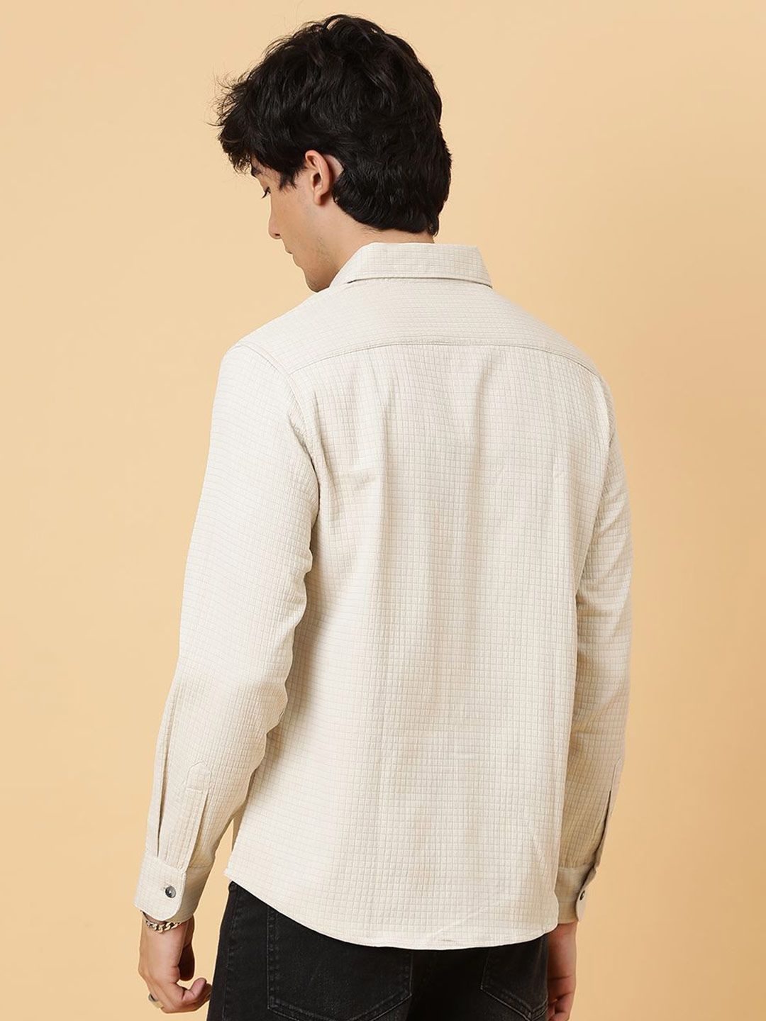 Kotty Men Relaxed Spread Collar Solid Casual Shirt