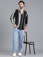 Kotty Men Vertical Striped Casual Shirt