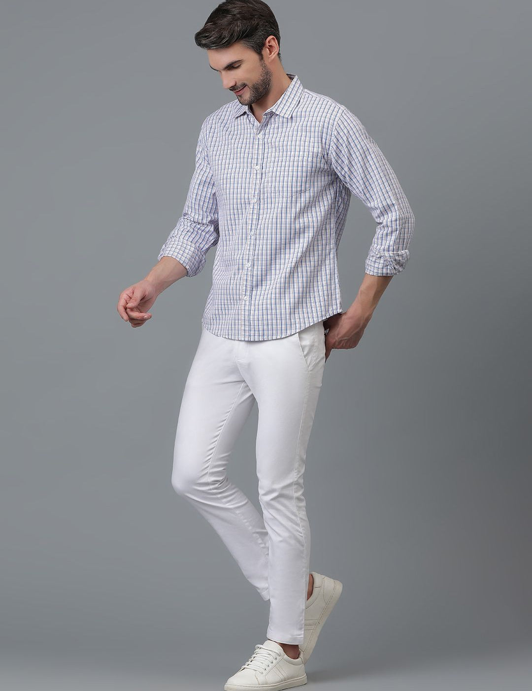 Kotty New Checked Spread Collar Casual Shirt