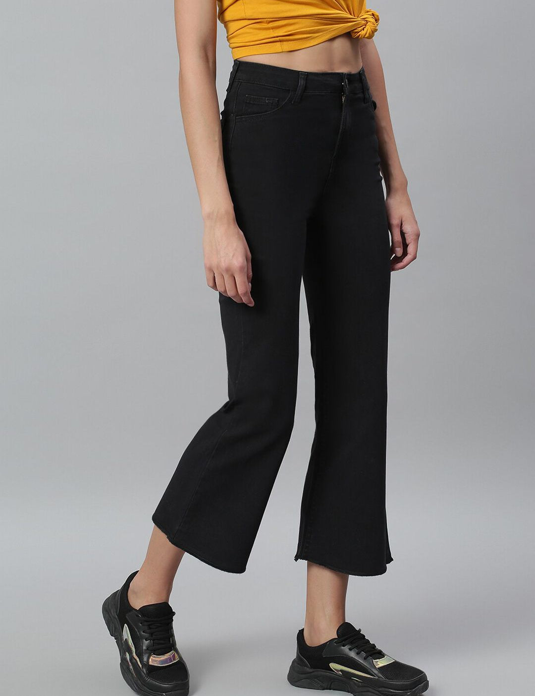 Kotty Women Black Bootcut High-Rise Clean Look Stretchable Jeans