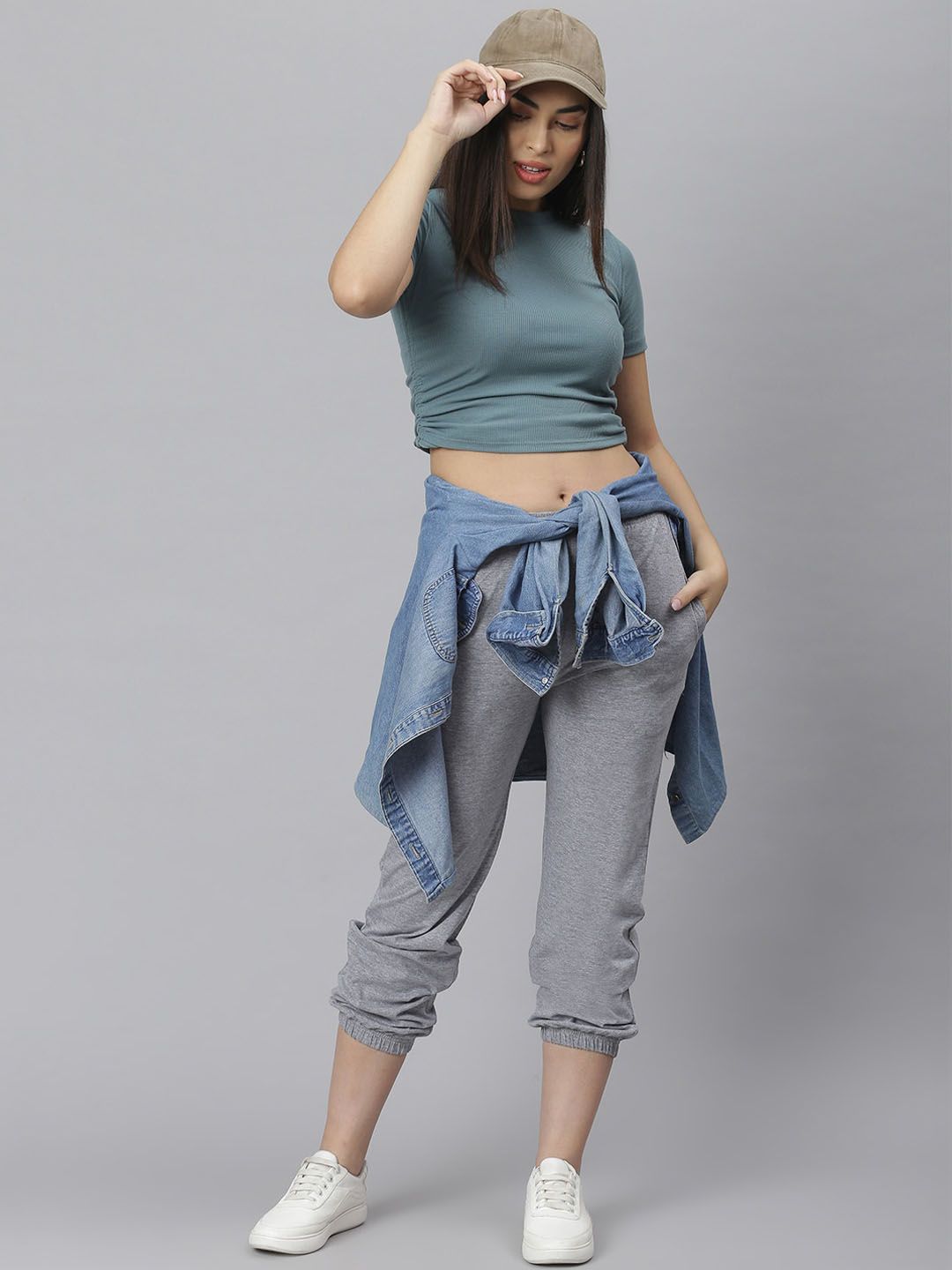 Kotty Women Grey Solid Straight-Fit Joggers