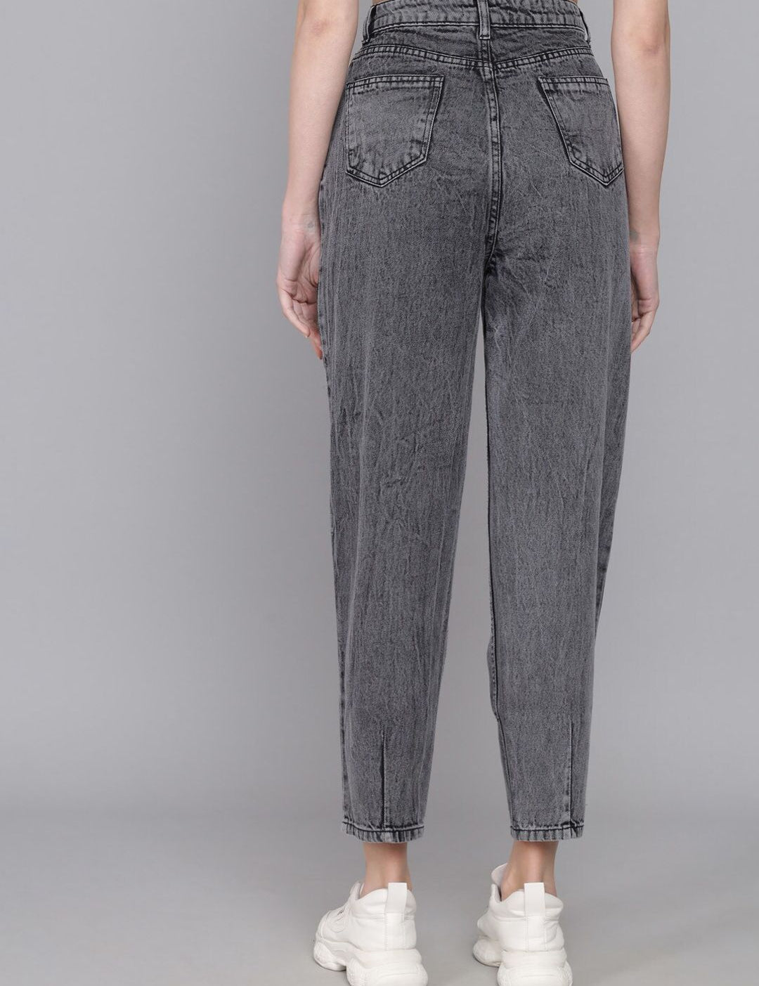 Kotty Women Grey Jean Mom-Fit High-Rise Heavy Fade Pure Cotton Jeans