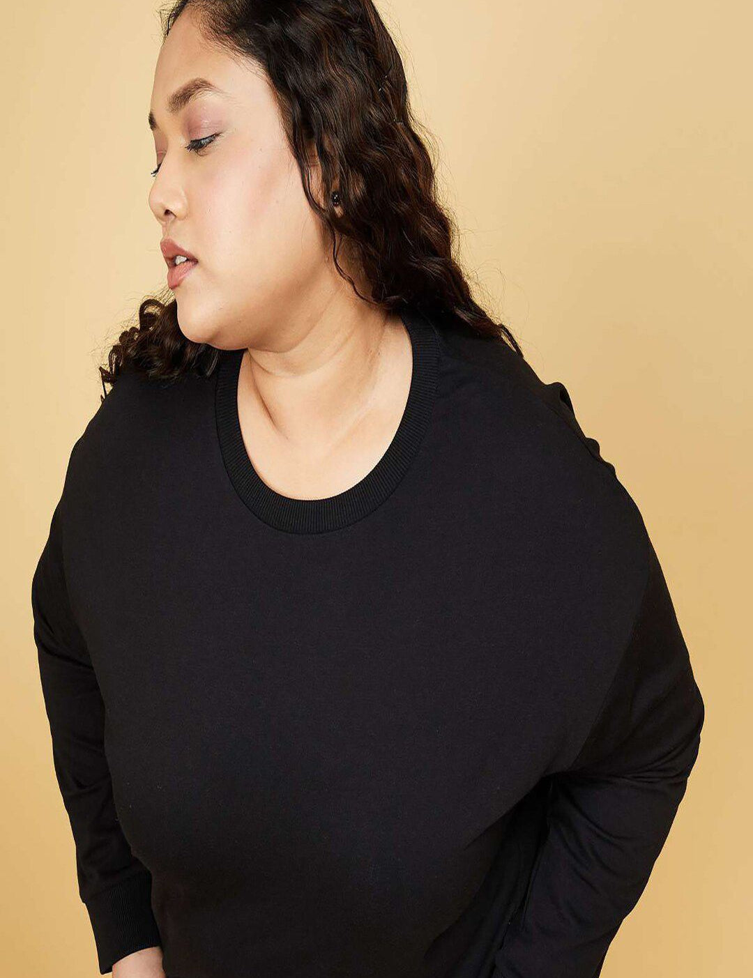 Kotty Plus Size Round Neck Fleece Sweatshirt
