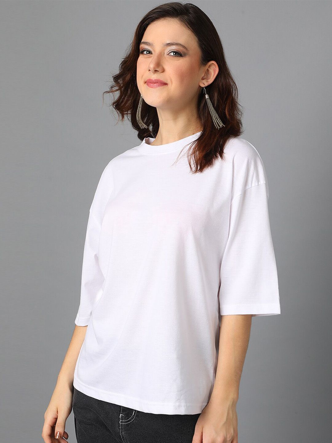 Kotty Round Neck Drop-Shoulder Sleeves Oversized T-shirt