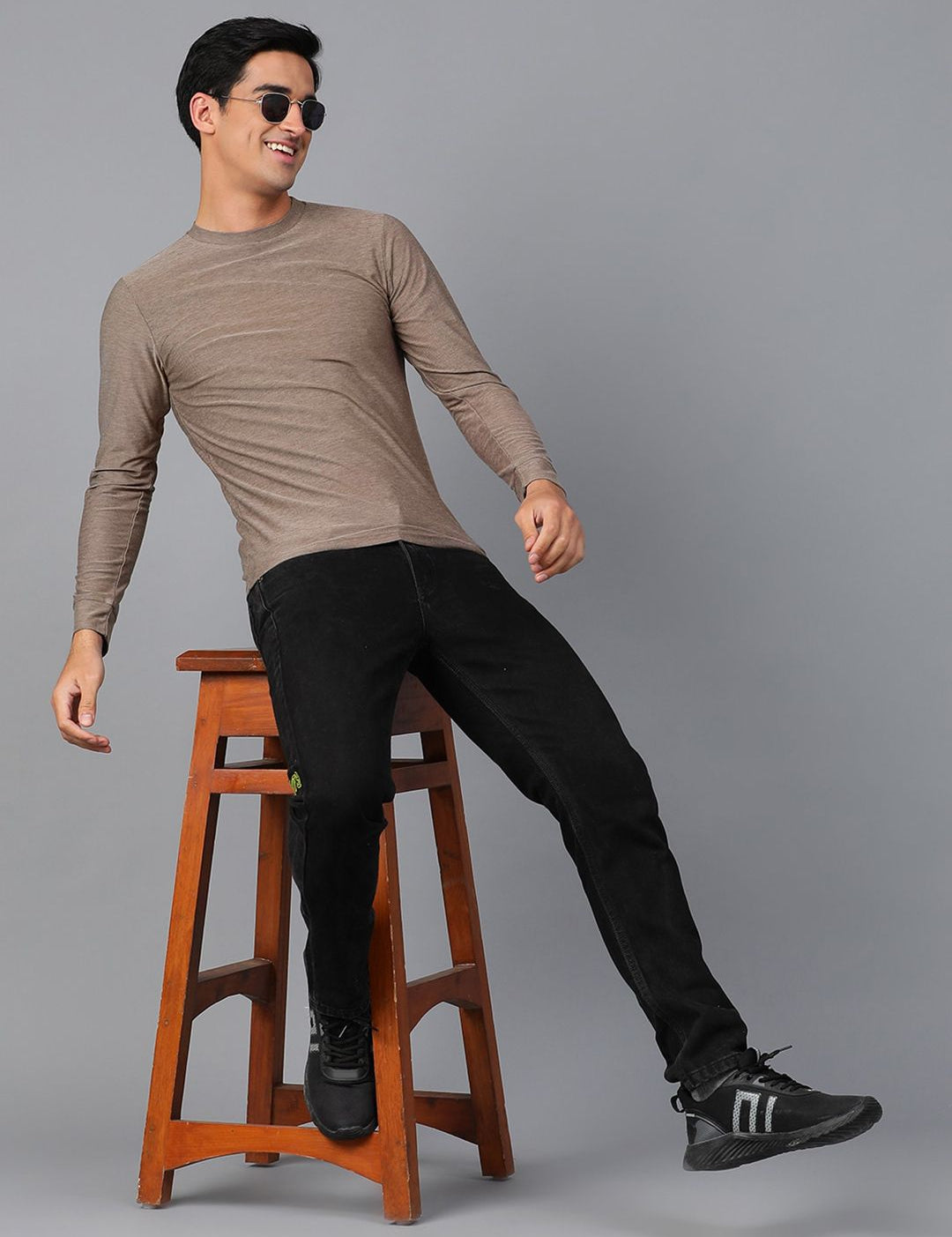 Kotty Round Neck Long Sleeves Regular Fit Casual T-shirt