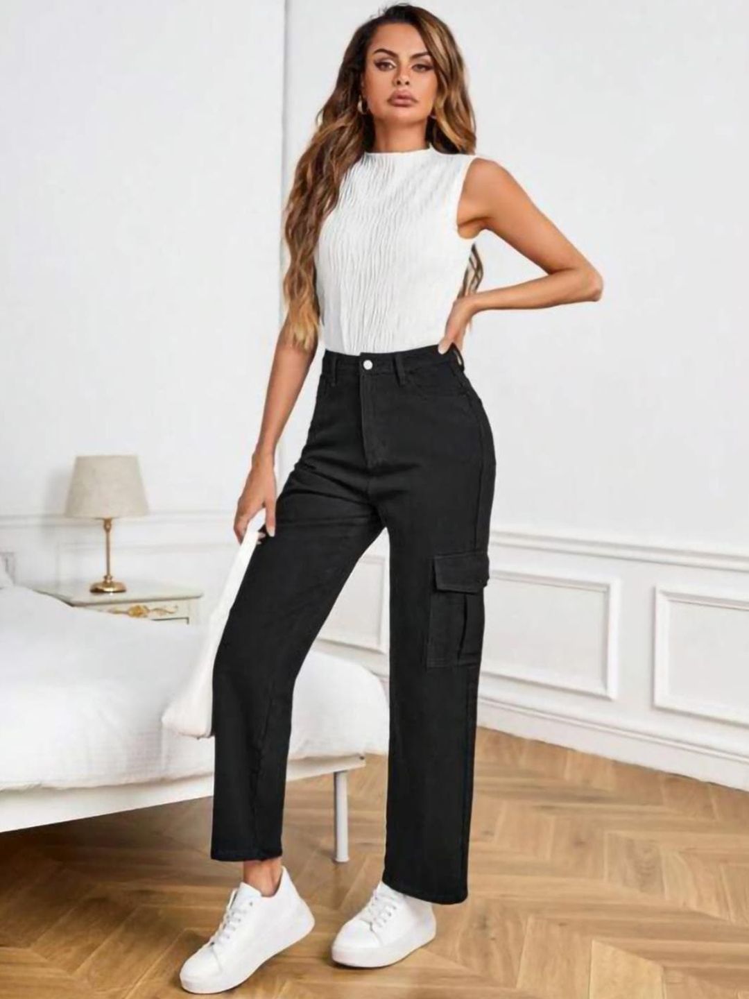 Kotty Women Jean Straight Fit High-Rise Clean Look Cropped Stretchable Jeans