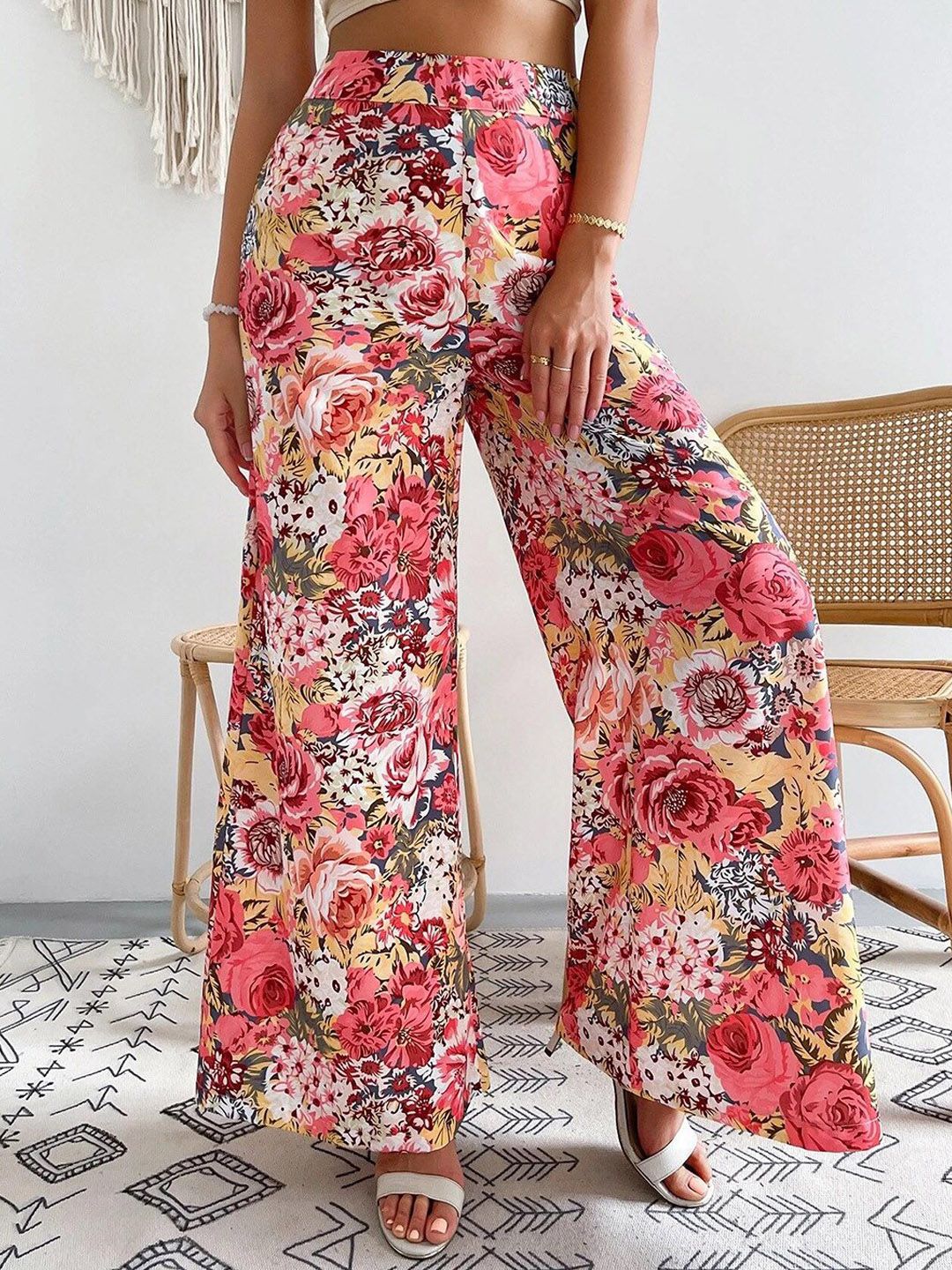 Kotty Women Pink Floral Printed Relaxed Flared High-Rise Easy Wash Trousers