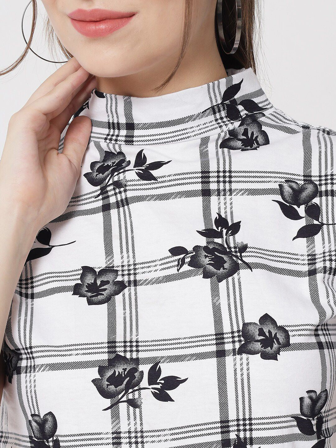 Kotty Women White & Black Floral Printed Cotton Blend Top