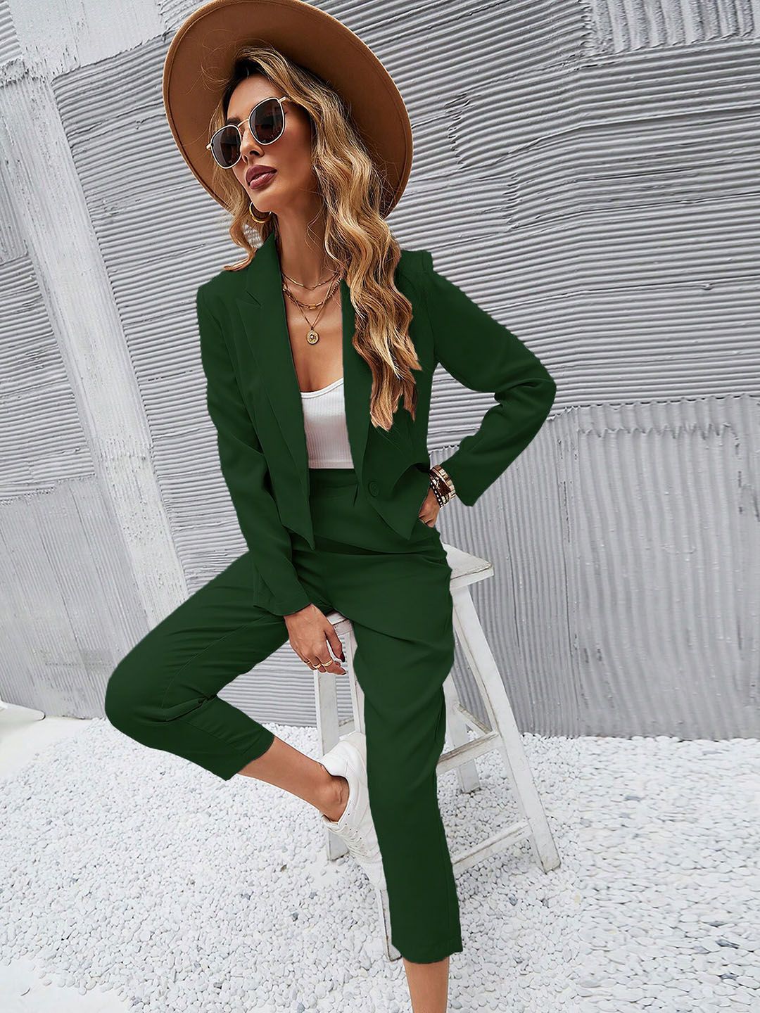 KOTTY BIZwear Green Notched Lapel Collar Long Sleeves Blazer With Trouser