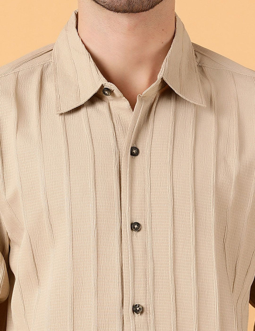 Kotty Men Relaxed Spread Collar Textured Cotton Casual Shirt