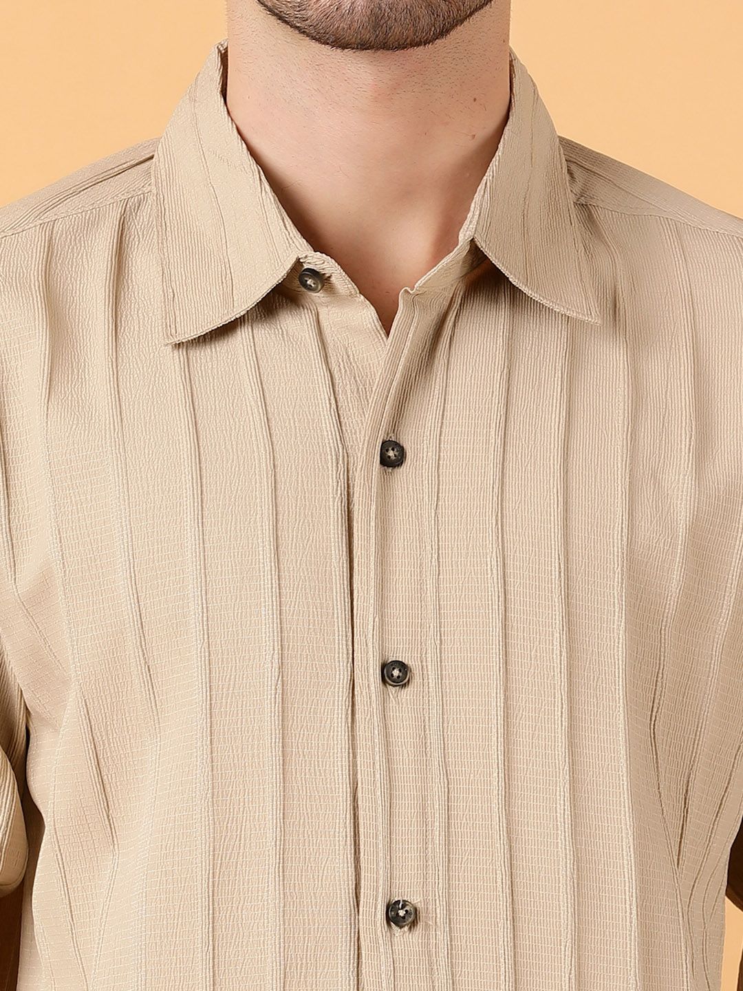 Kotty Men Relaxed Spread Collar Textured Cotton Casual Shirt