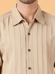 Kotty Men Relaxed Spread Collar Textured Cotton Casual Shirt