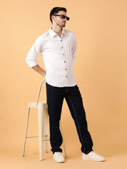 Kotty Men Relaxed Spread Collar Textured Cotton Casual Shirt